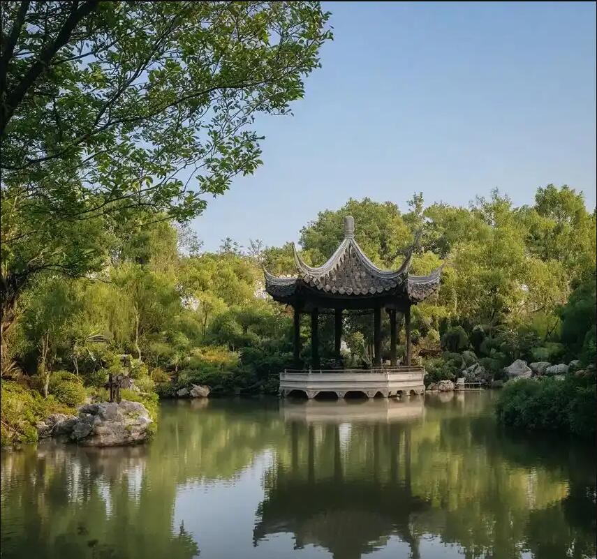 安阳龙安梦露餐饮有限公司