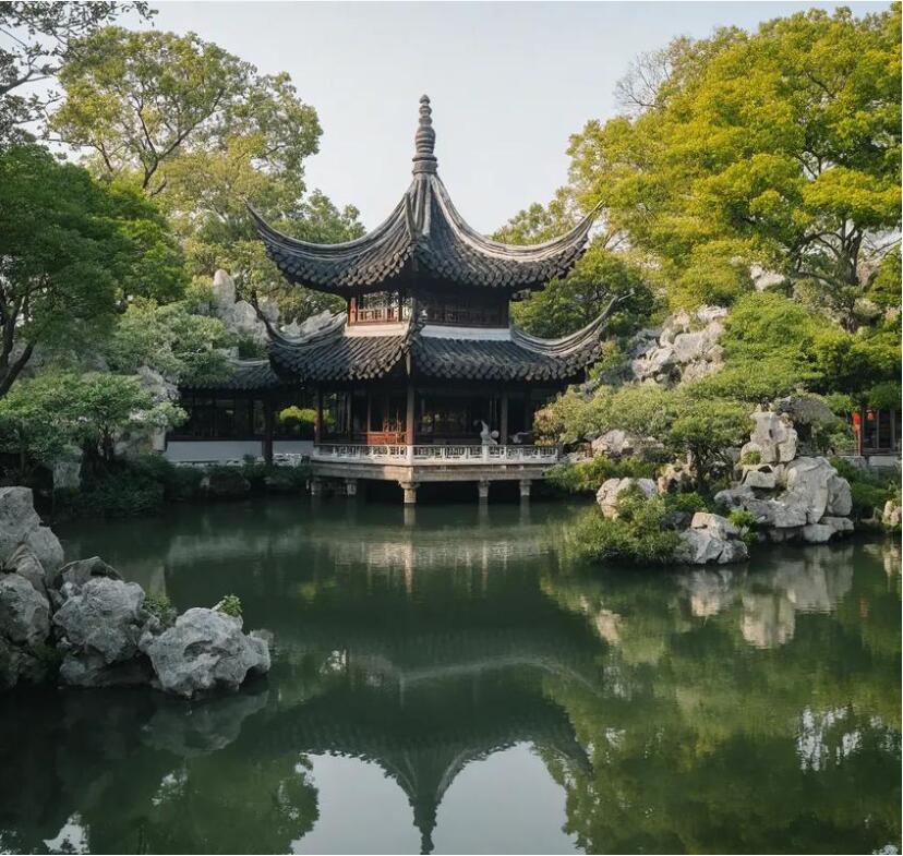 安阳龙安梦露餐饮有限公司